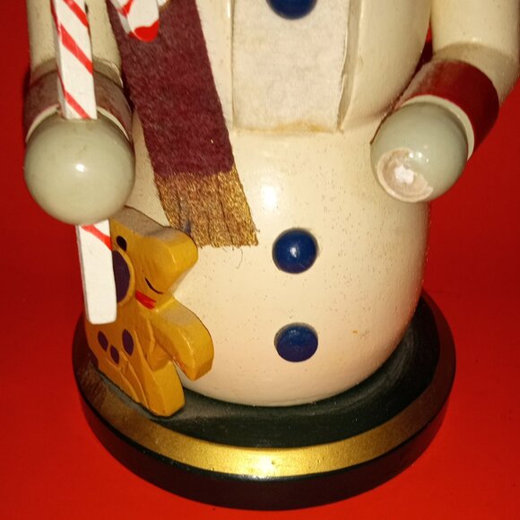 COLORFUL CHRISTMAS WOODEN SNOWMAN NUTCRACKER - Picture 6 of 10